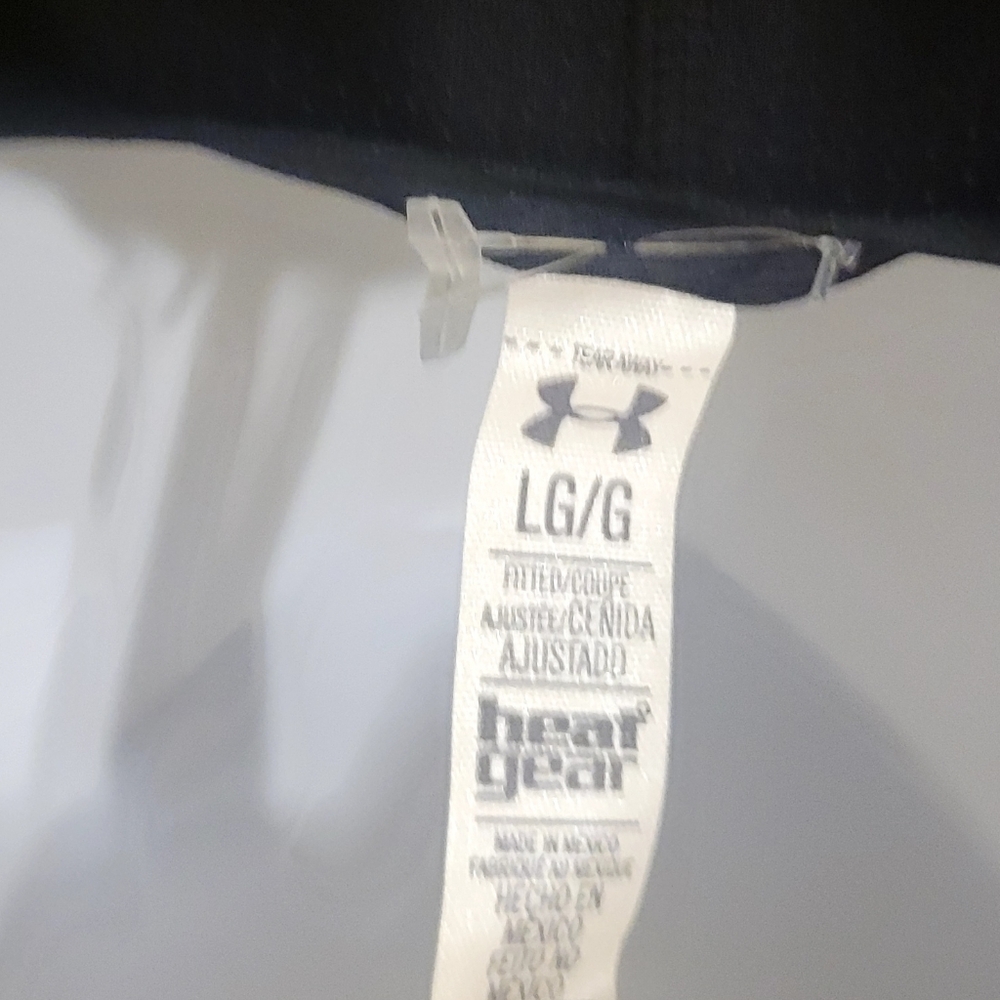Under Armour Women's Short Sleeve Black Tee - Picture 5 of 5